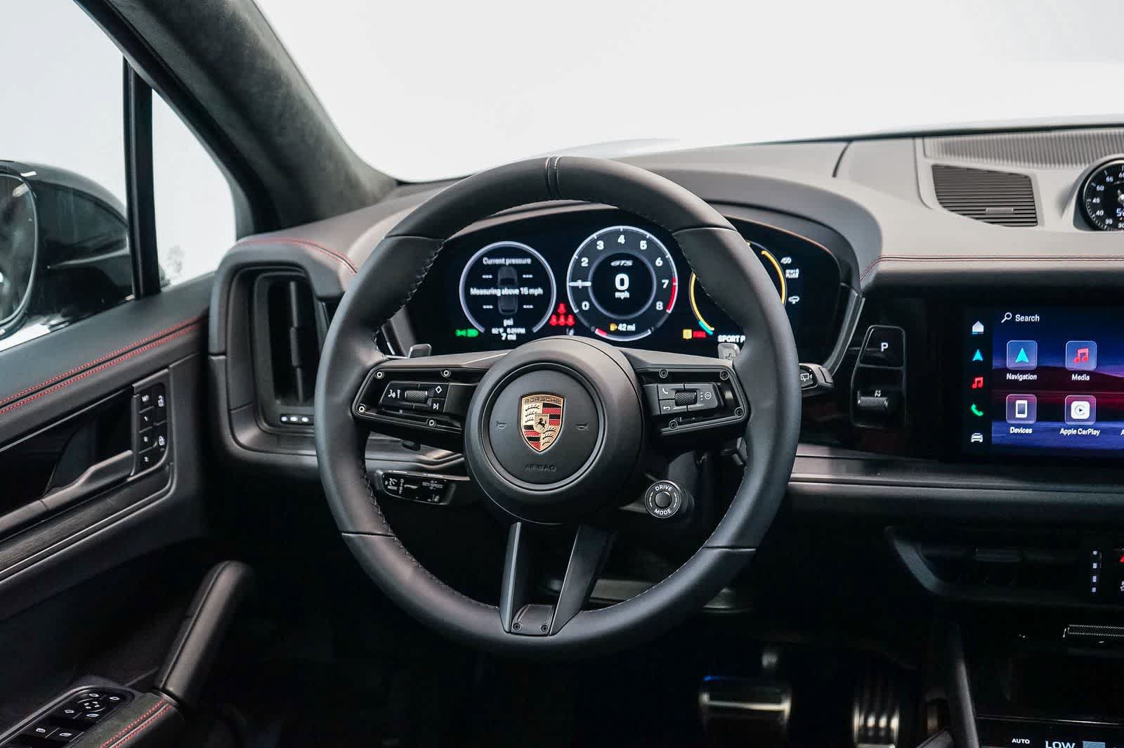 New 2026 Porsche Cayenne GTS AWD/4WD image 21