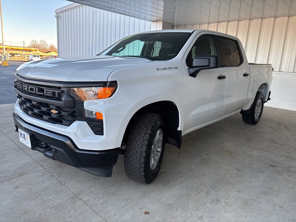 Used 2023 Chevrolet Silverado 1500 W/T w/ WT Value Package image 3