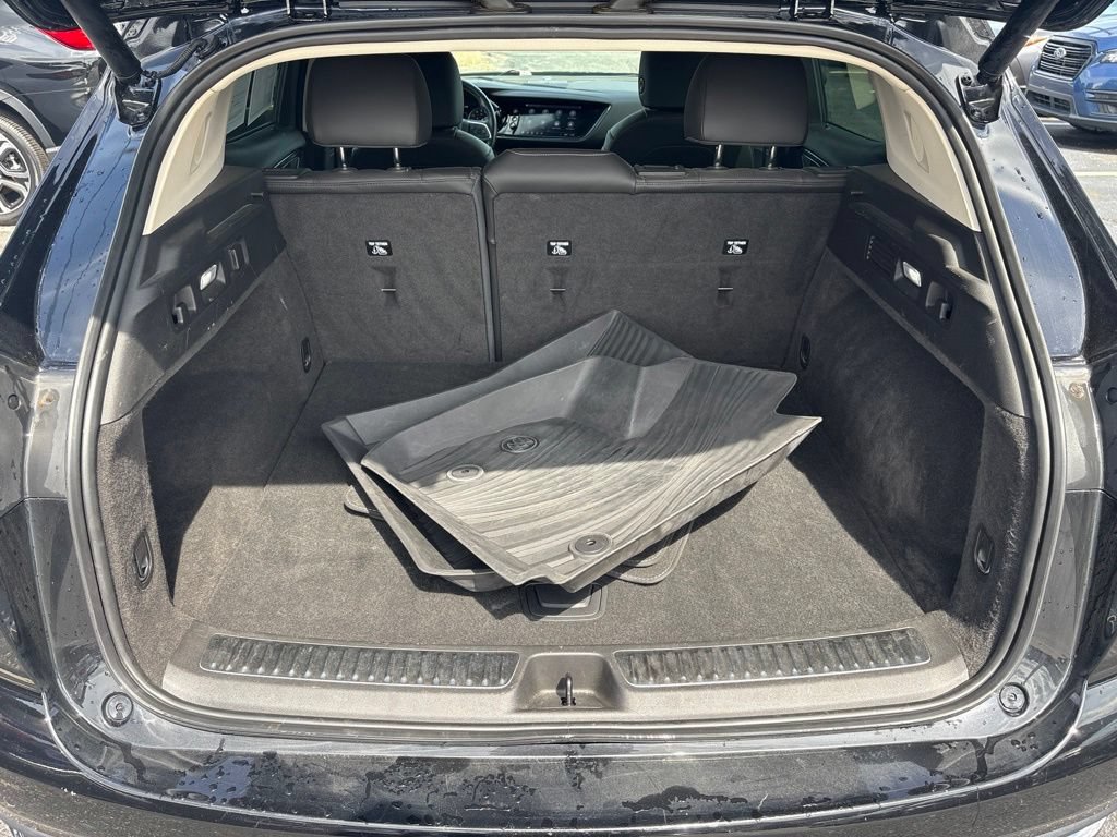 Used 2021 Buick Envision Essence w/ Technology Package I FWD image 25