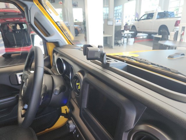 Certified 2018 Jeep Wrangler Unlimited Sport S AWD/4WD image 18