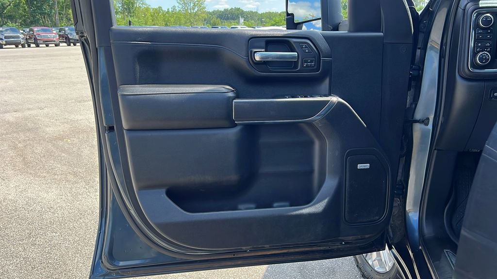 Used 2020 Chevrolet Silverado 2500 LTZ w/ LTZ Plus Package image 10