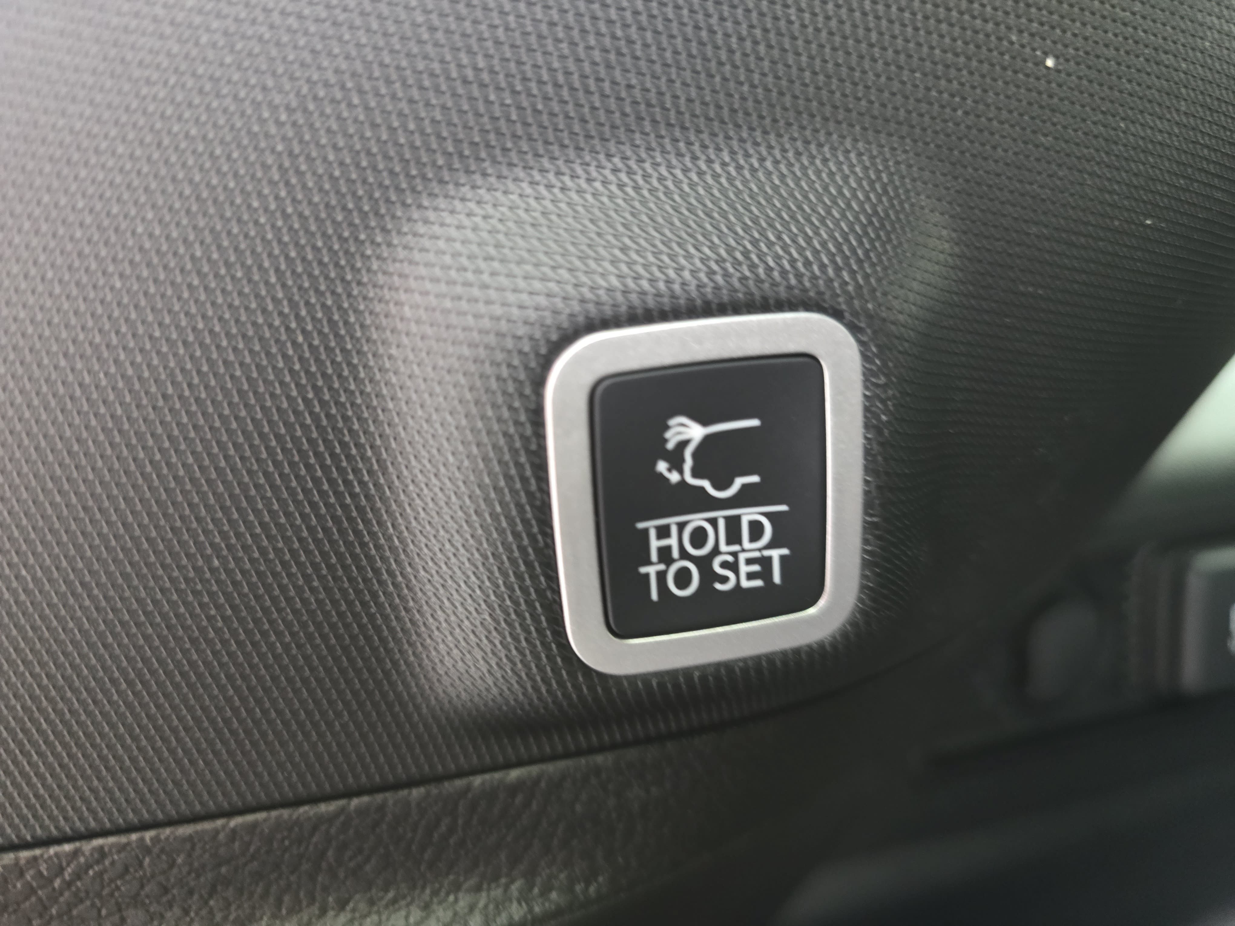 Used 2026 Jeep Grand Cherokee Limited AWD/4WD image 13