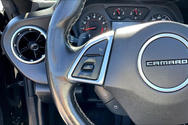 Used 2022 Chevrolet Camaro LT RWD image 11