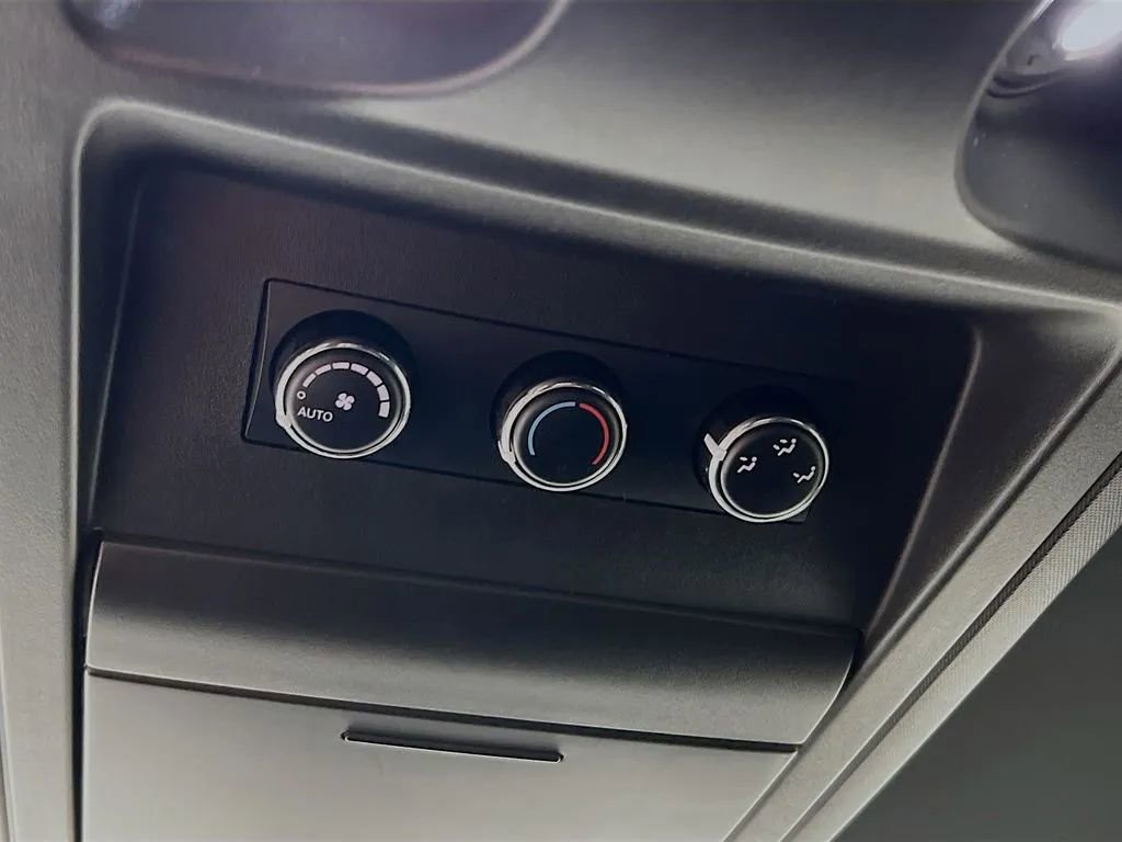 Used 2019 Dodge Grand Caravan GT image 25