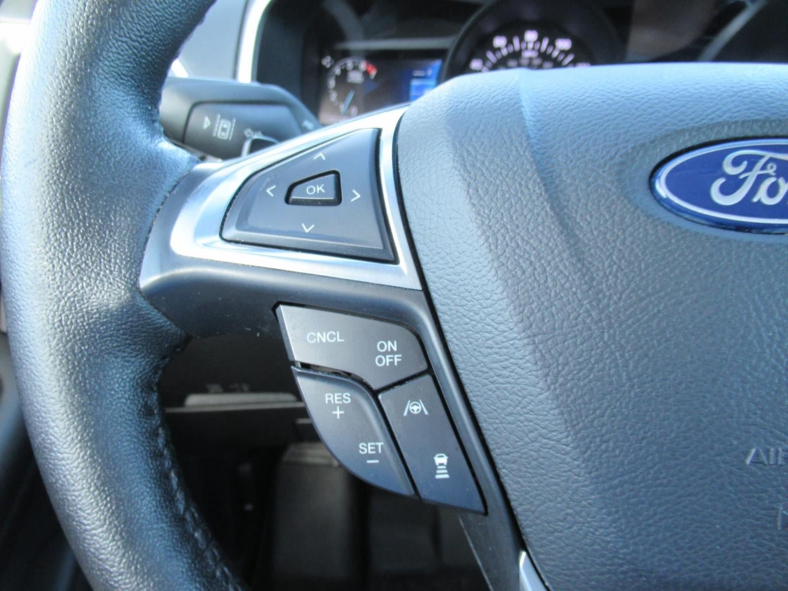 Used 2020 Ford Edge SEL w/ Convenience Package AWD/4WD image 26