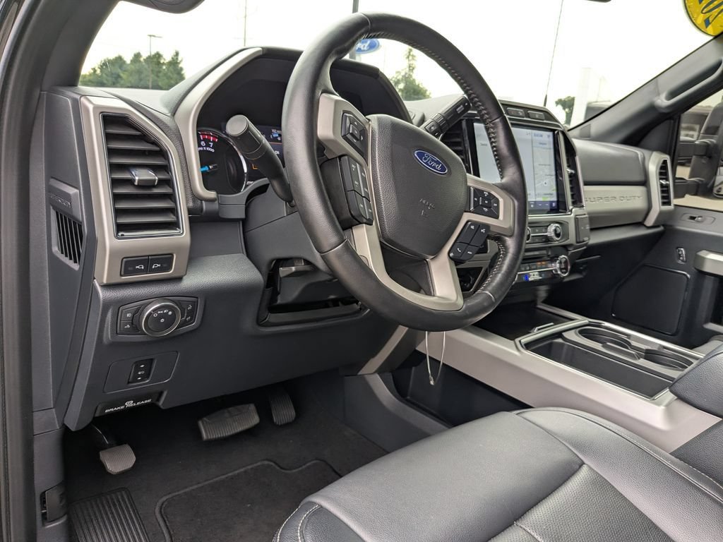 Used 2022 Ford F250 Lariat w/ Tremor Off-Road Package AWD/4WD image 2