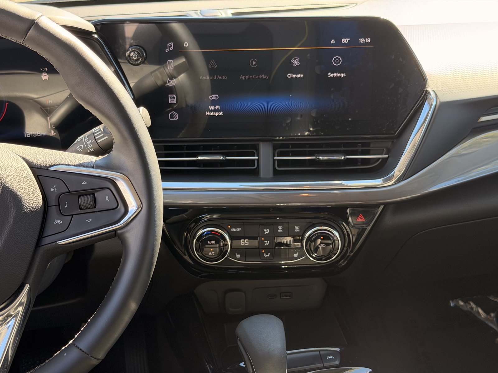 Used 2026 Chevrolet Trax ACTIV w/ Driver Confidence Package FWD image 30