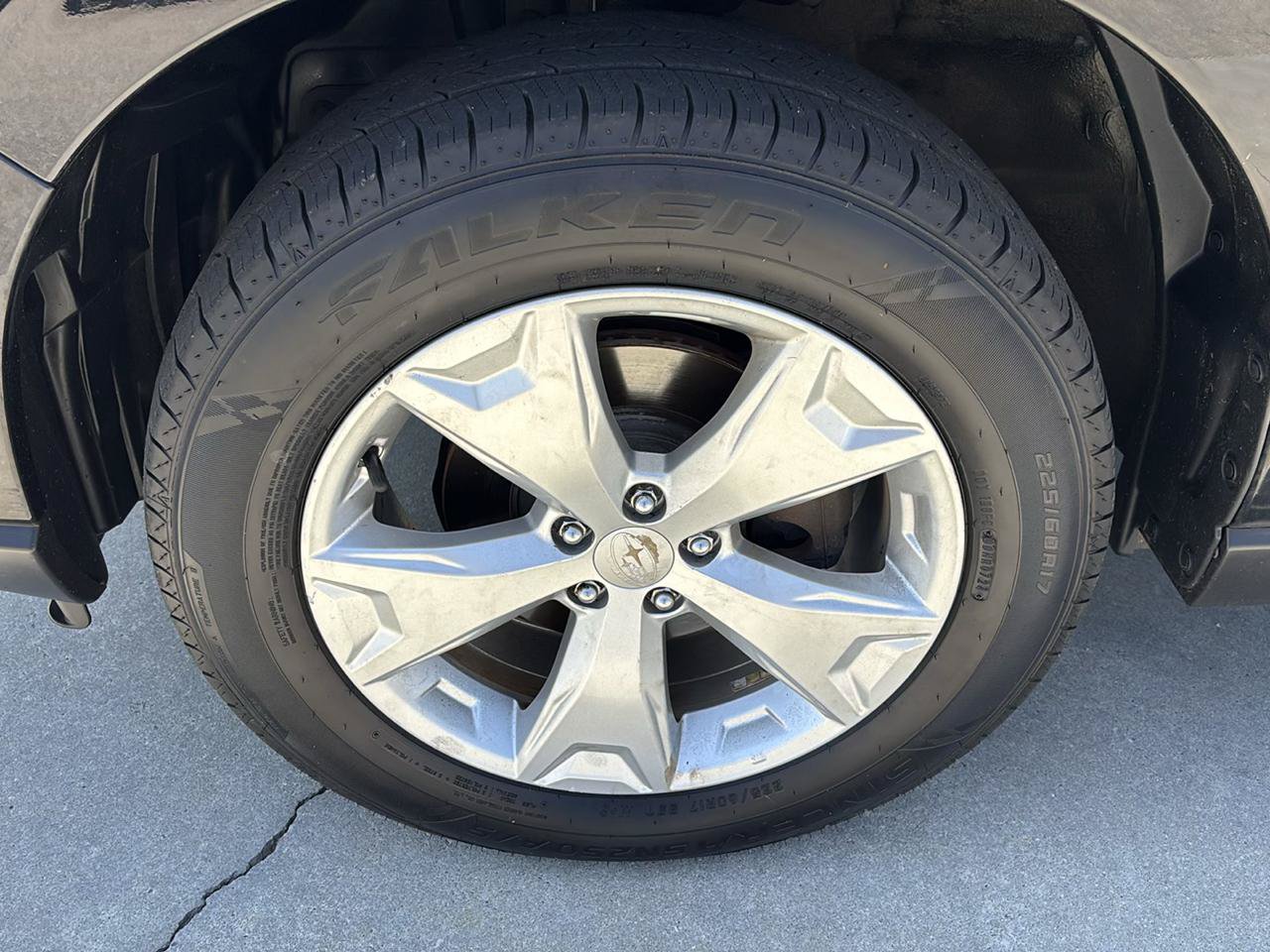 Used 2016 Subaru Forester 2.5i w/ Alloy Wheel Package AWD/4WD image 11