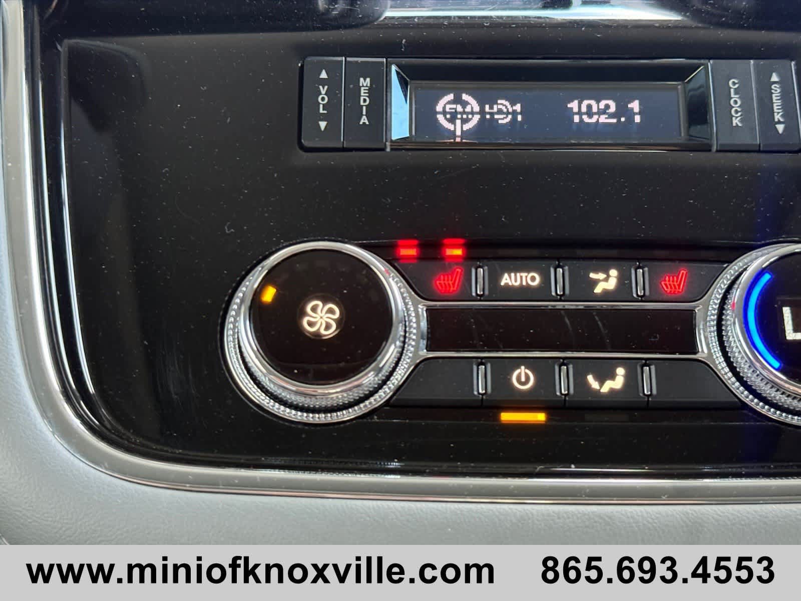 Used 2021 Lincoln Navigator Reserve w/ Luxury Package AWD/4WD image 19