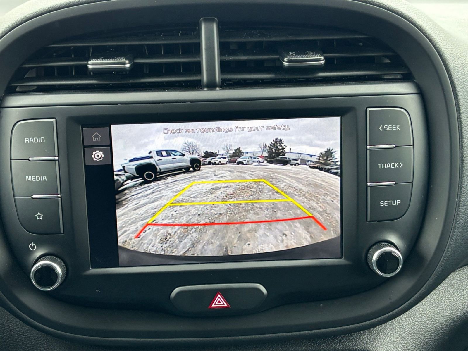 Used 2025 Kia Soul LX w/ LX Technology Package image 22