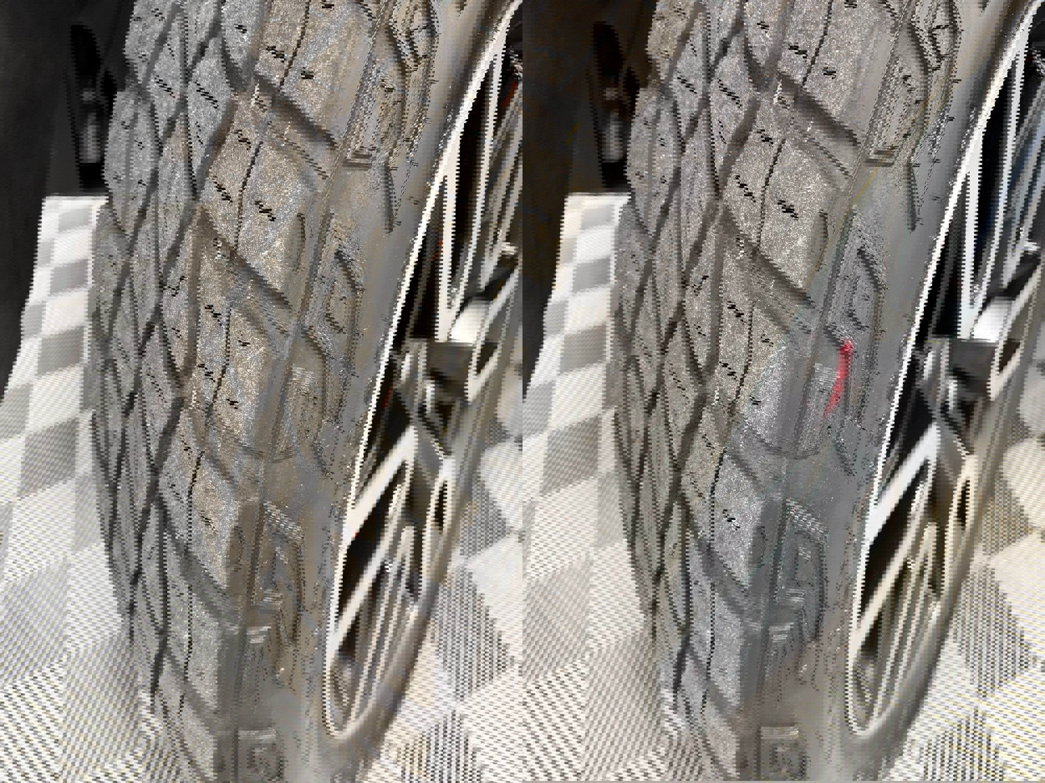 Used 2024 GMC Sierra 1500 AT4 w/ Technology Package image 40