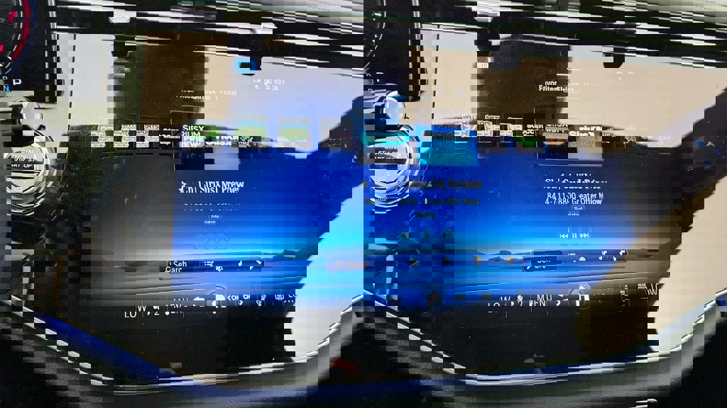 Used 2024 Mercedes-Benz E 450 4MATIC All-Terrain Wagon w/ Multicontour Seating Package image 18