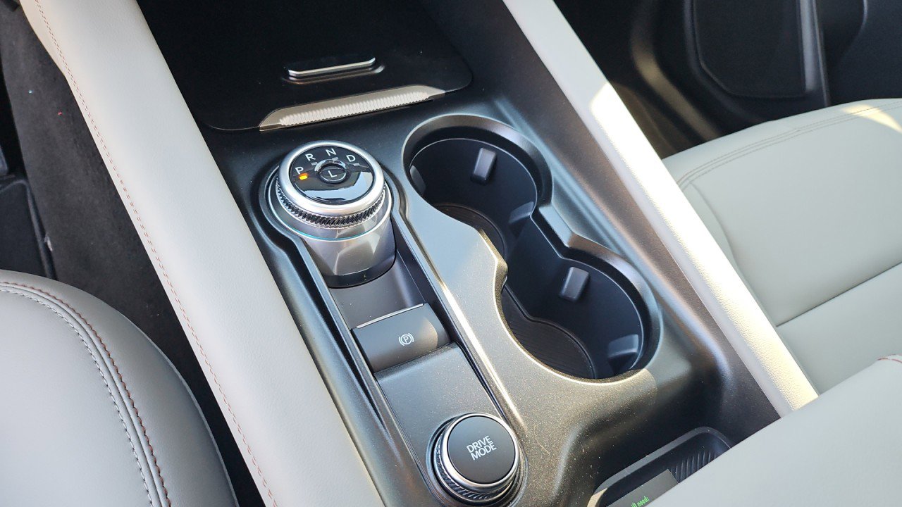New 2025 Ford Explorer Active w/ Active Comfort Package image 15