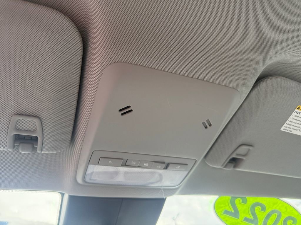 Used 2022 Chevrolet Trax LS w/ Tint and Cruise Package image 18