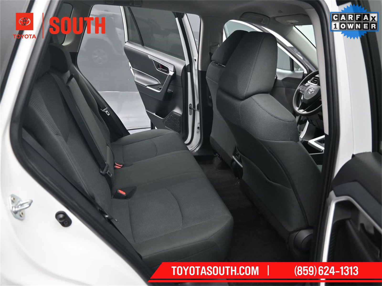 Used 2024 Toyota RAV4 LE image 30