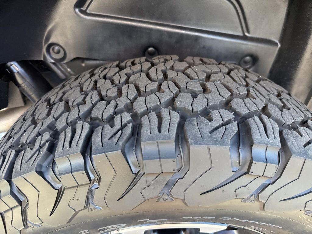 Certified 2025 Jeep Wrangler Unlimited Rubicon 4xe w/ Safety Group image 12