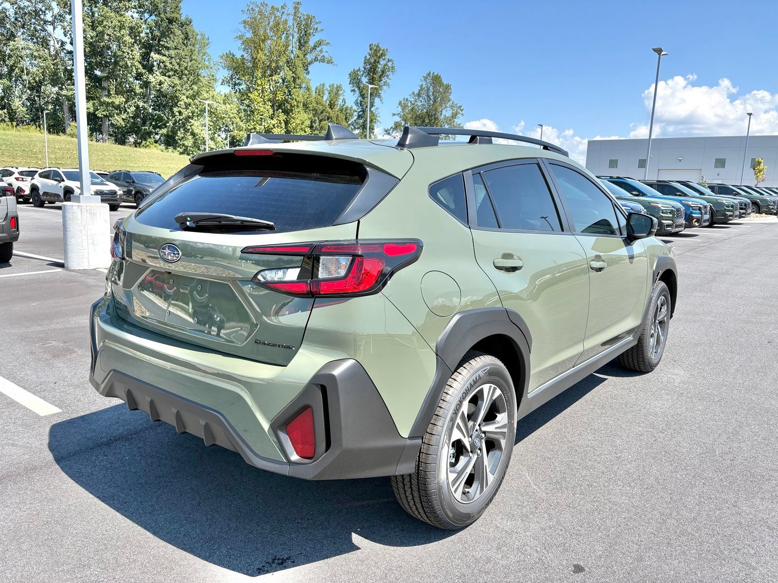 New 2026 Subaru Crosstrek 2.5i Premium AWD/4WD image 7