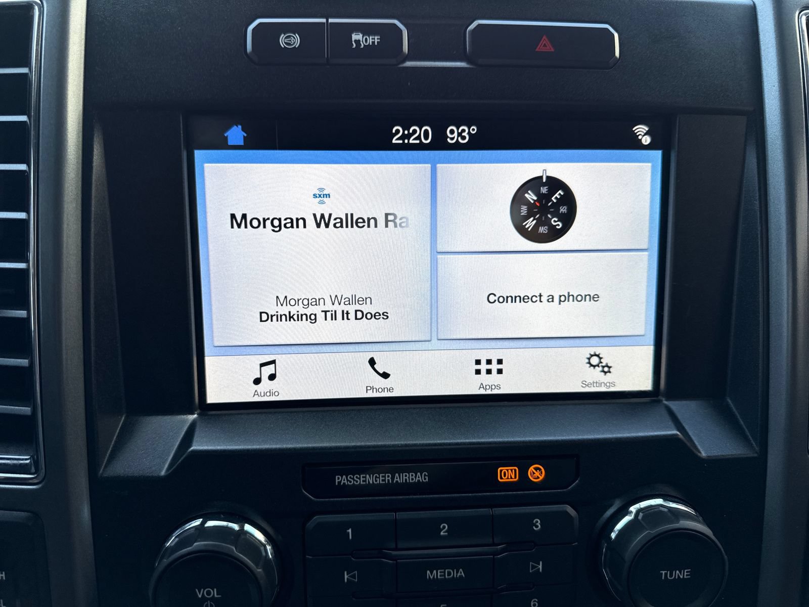 Used 2019 Ford F250 XLT w/ Snow Plow Prep Package AWD/4WD image 19