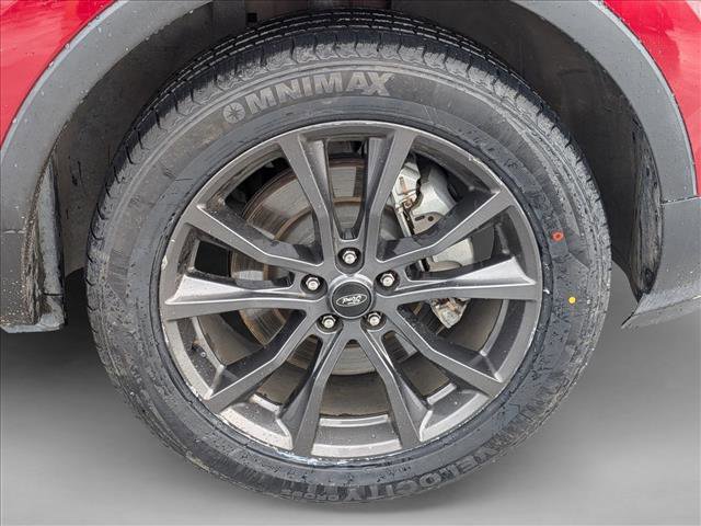 Used 2018 Ford Explorer XLT w/ Equipment Group 202A image 17