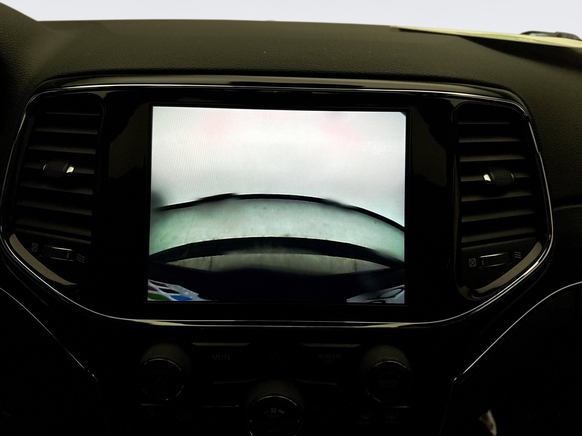 Used 2021 Jeep Grand Cherokee Limited w/ Quick Order Package 28K 80th image 16