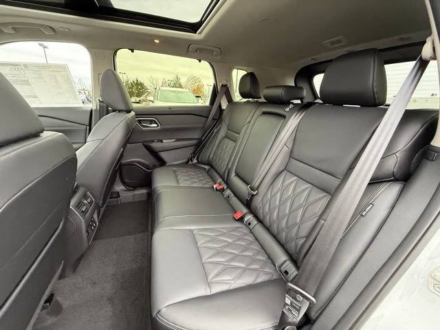 New 2026 Nissan Rogue Platinum w/ Platinum Premium Package image 14