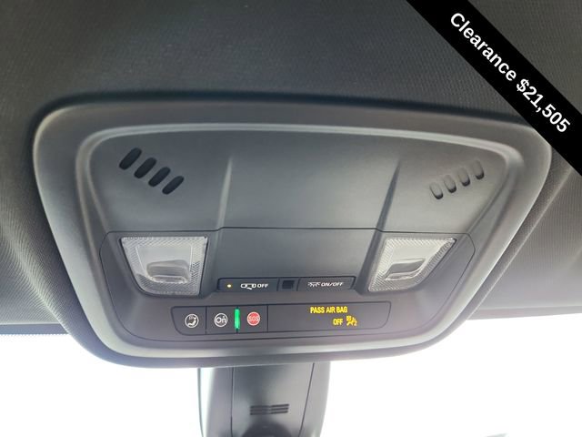 Used 2023 Chevrolet Traverse LS image 44