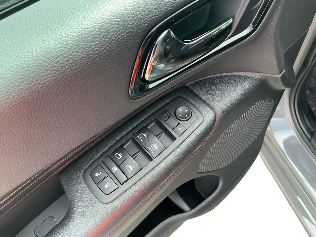 Used 2025 Dodge Durango GT image 20