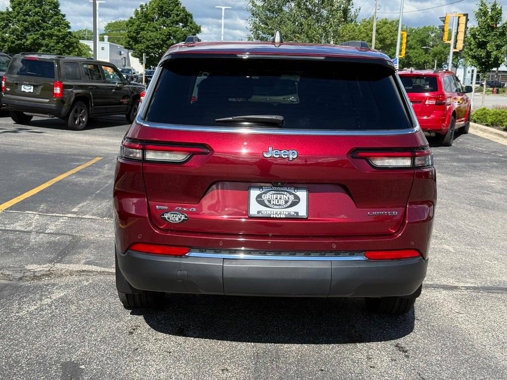 Used 2021 Jeep Grand Cherokee L Limited w/ MOPAR Finishing Package AWD/4WD image 4