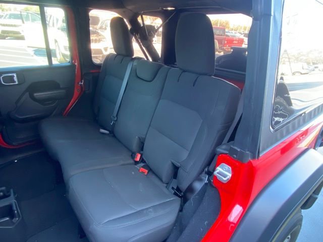Used 2022 Jeep Wrangler Unlimited Sport image 25