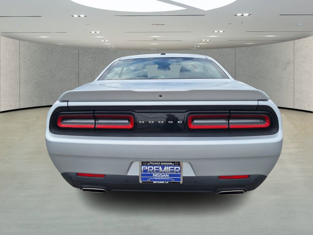 Used 2021 Dodge Challenger SXT w/ Driver Convenience Group image 4