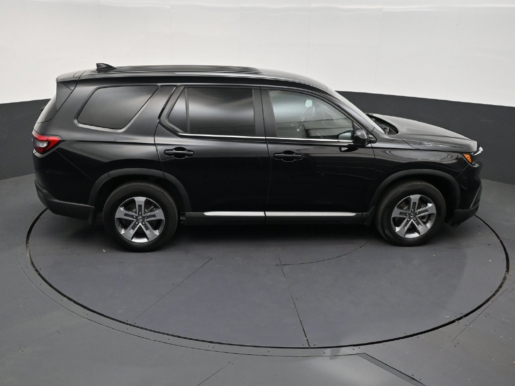 Used 2023 Honda Pilot EX-L image 17