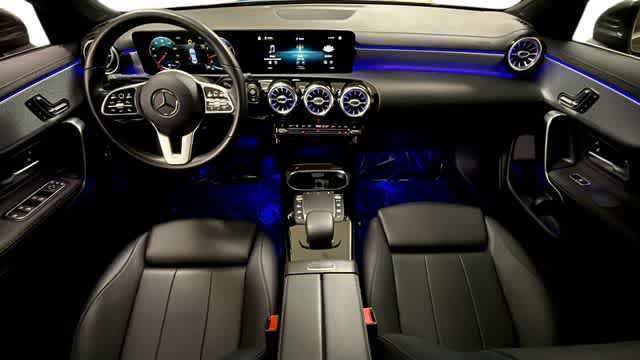 Used 2021 Mercedes-Benz CLA 250 image 4
