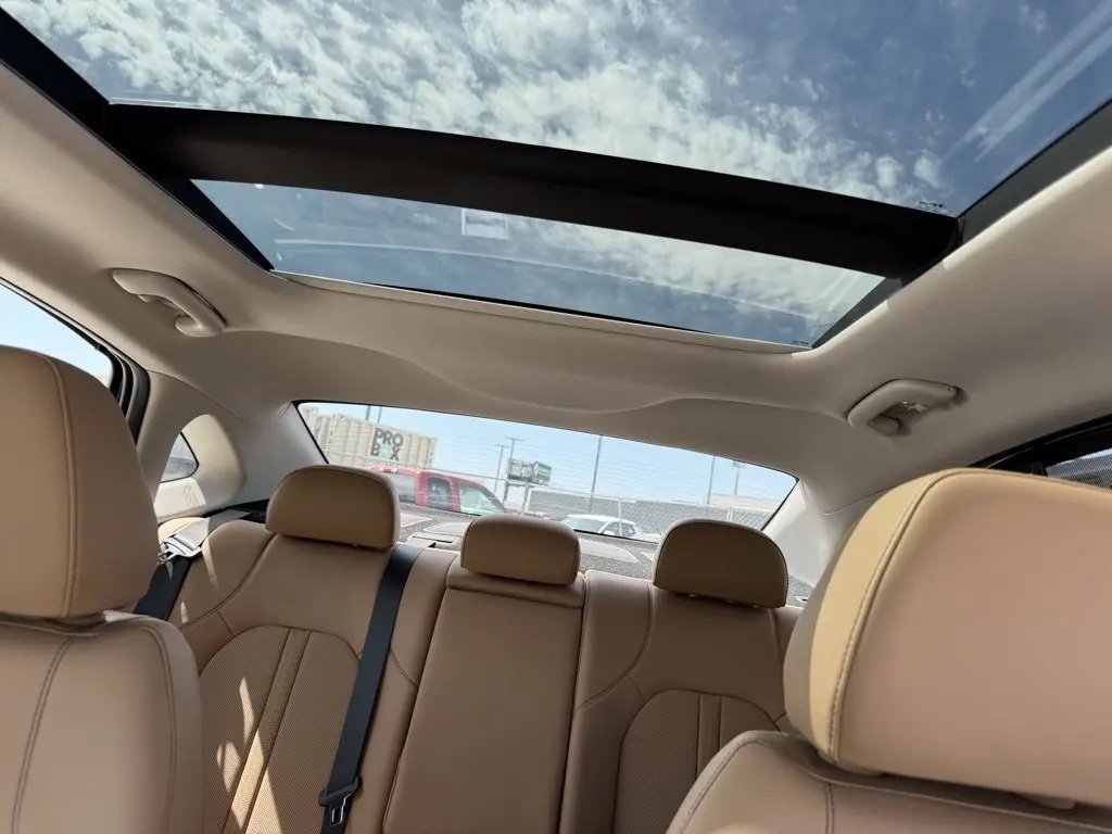 New 2025 Hyundai Sonata Limited image 25