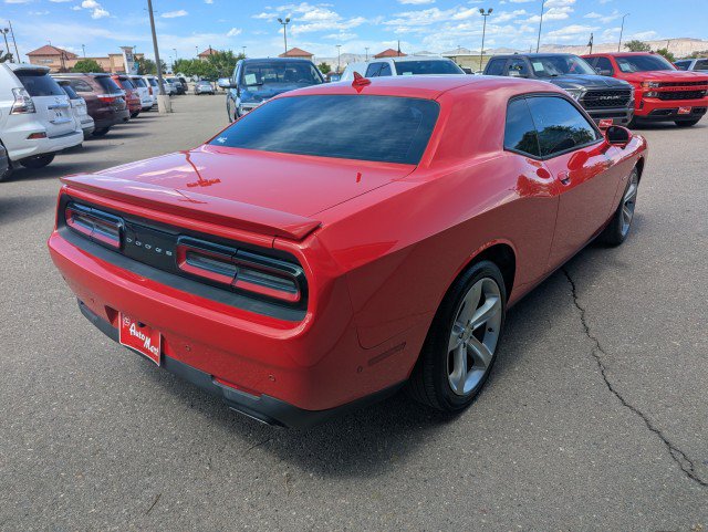 Used 2015 Dodge Challenger R/T w/ Quick Order Package 28B R/T RWD image 5