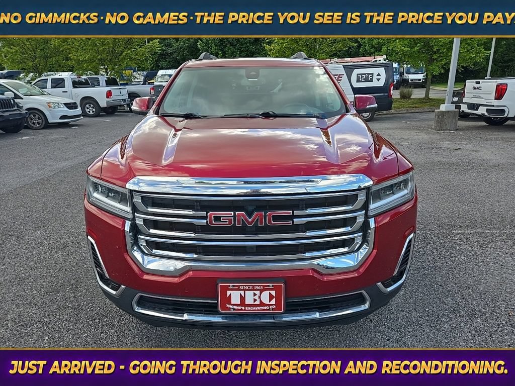 Used 2021 GMC Acadia SLT w/ LPO, Floor Liner Package FWD image 2