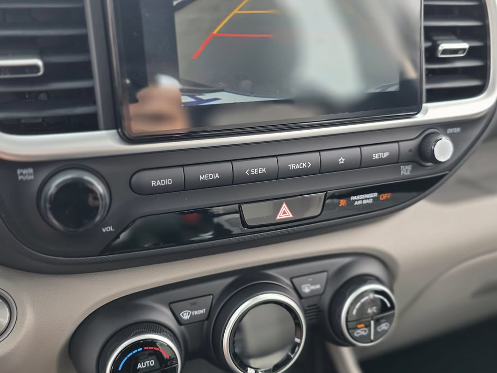New 2026 Hyundai Venue SEL FWD image 31