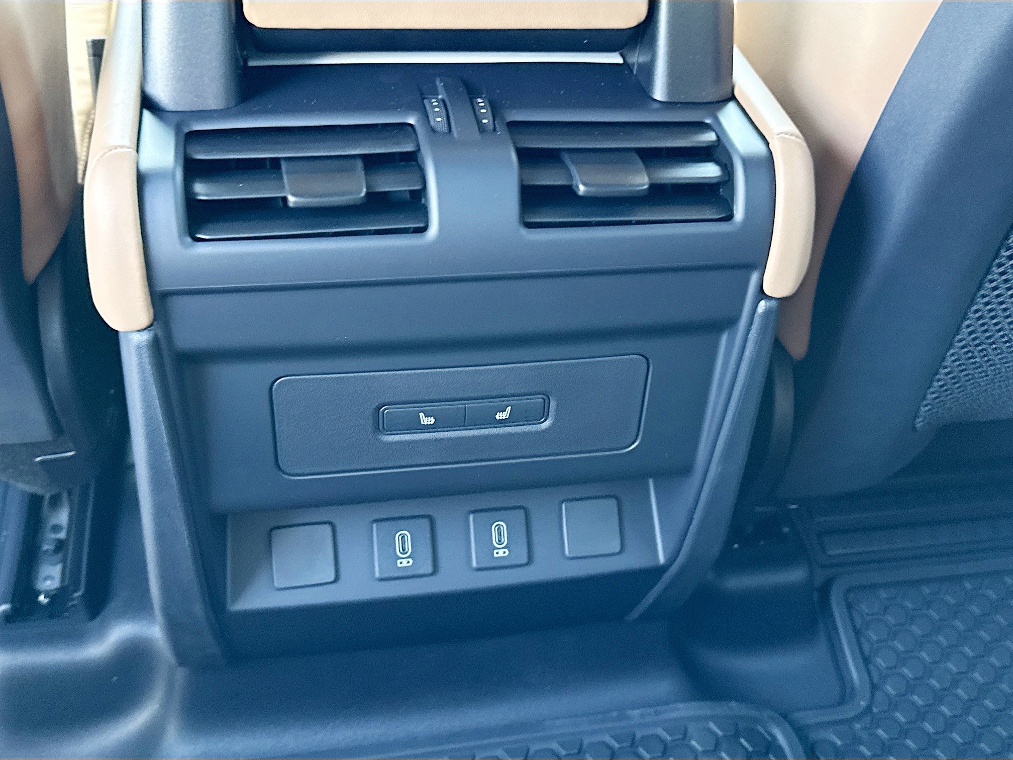 New 2026 Land Rover Defender 110 X-Dynamic SE AWD/4WD image 20