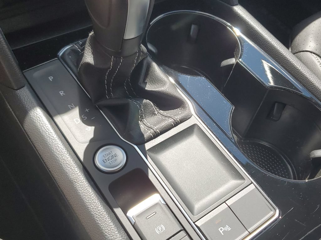 Certified 2023 Volkswagen Atlas SE FWD image 30