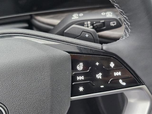Used 2025 Audi Q5 Premium Plus w/ Premium Plus image 24