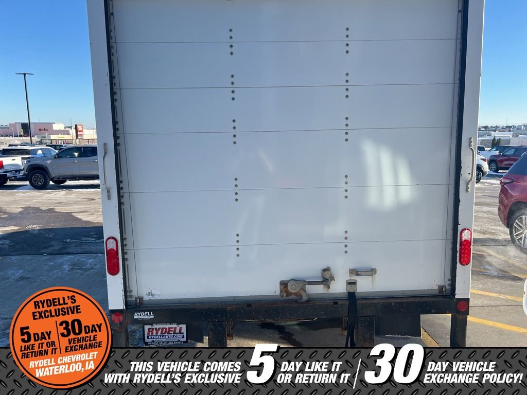 Used 2017 Ford E-350 and Econoline 350 Super Duty RWD image 4