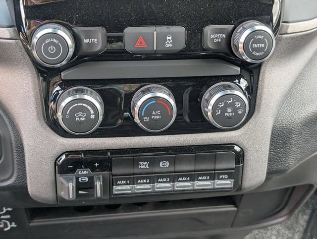 New 2026 RAM 5500 Tradesman w/ Chrome Appearance Group AWD/4WD image 18