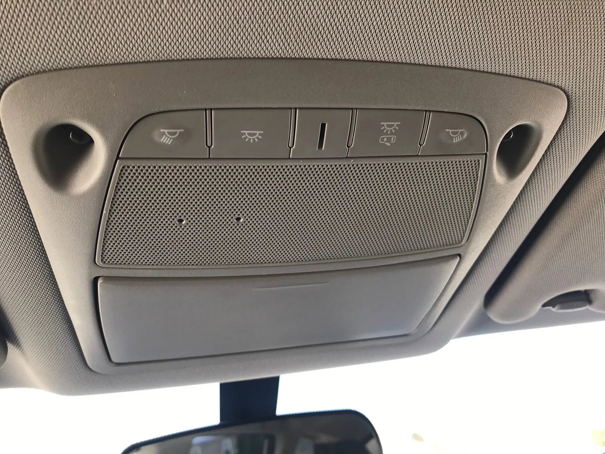 Used 2020 Nissan Pathfinder S image 18