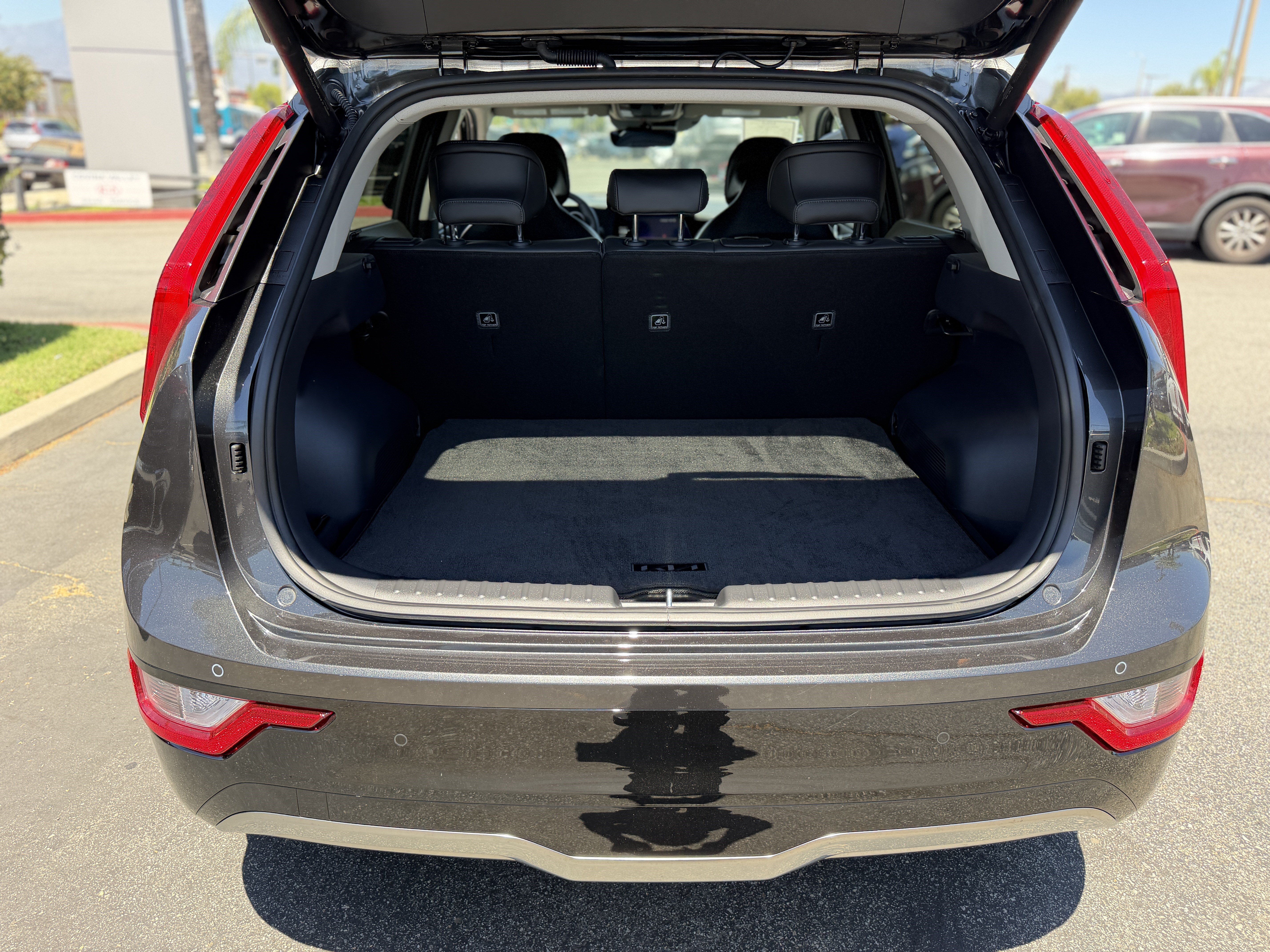 Certified 2026 Kia Niro Wind w/ Wind Preserve Package FWD image 10