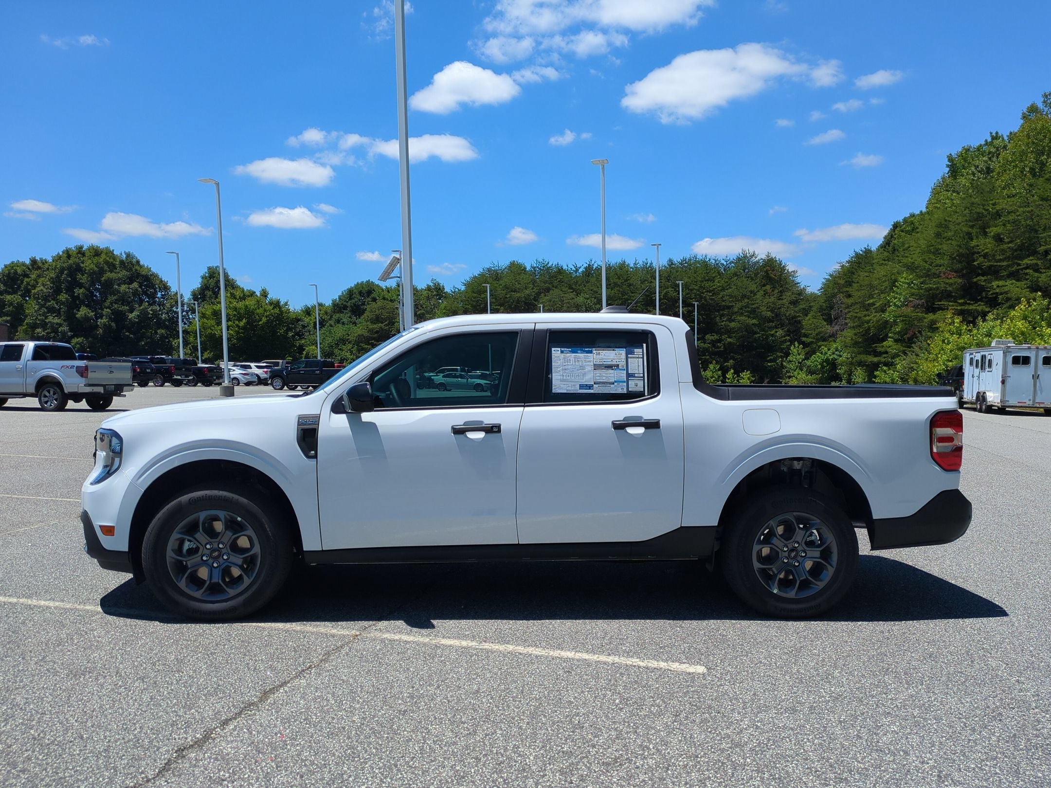 New 2026 Ford Maverick XLT w/ XLT Luxury Package FWD image 7