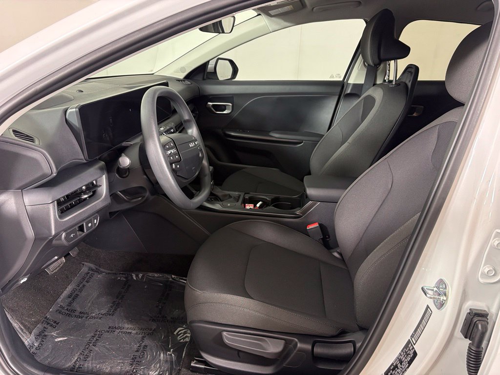 New 2026 Kia K4 FWD image 17