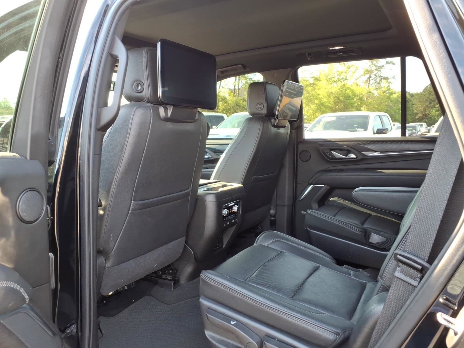 Used 2021 GMC Yukon Denali w/ LPO, Illumination Package AWD/4WD image 23