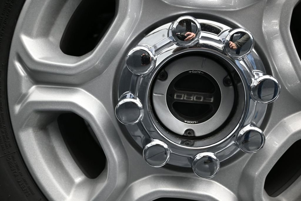 New 2026 Ford F250 XLT AWD/4WD image 18