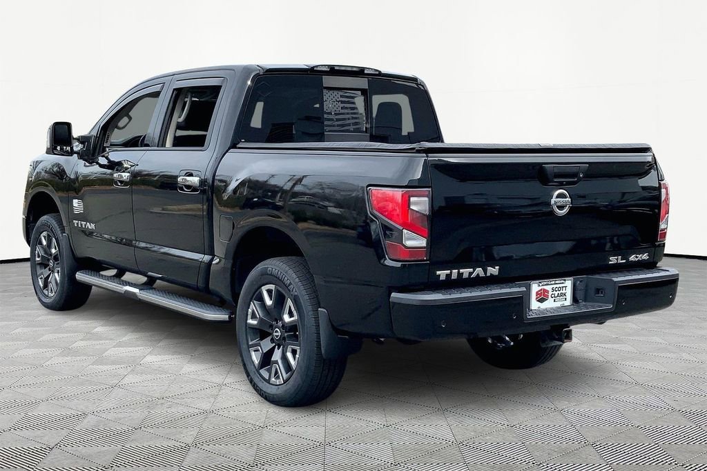 Used 2021 Nissan Titan SL w/ Moonroof Package image 4
