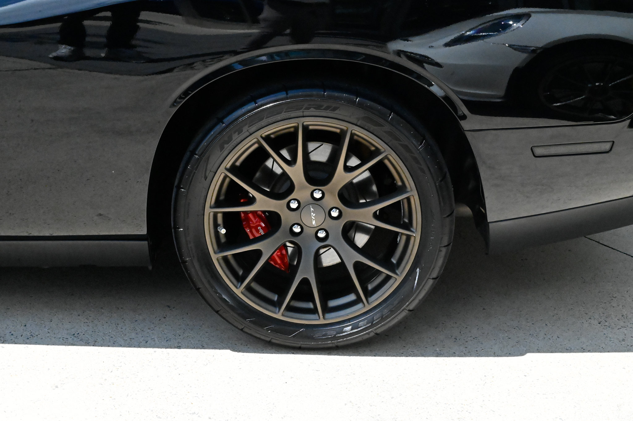 Used 2016 Dodge Challenger SRT Hellcat RWD image 10