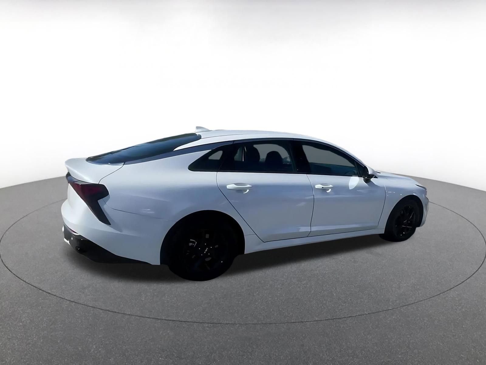 Used 2025 Kia K5 LXS FWD image 15